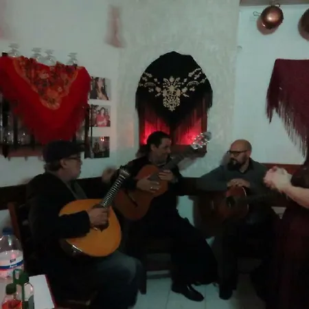 דירה Centrally Located With Pool View *