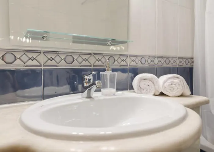 Centrally Located With Pool View Daire