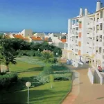 Centrally Located With Pool View 알부페이라