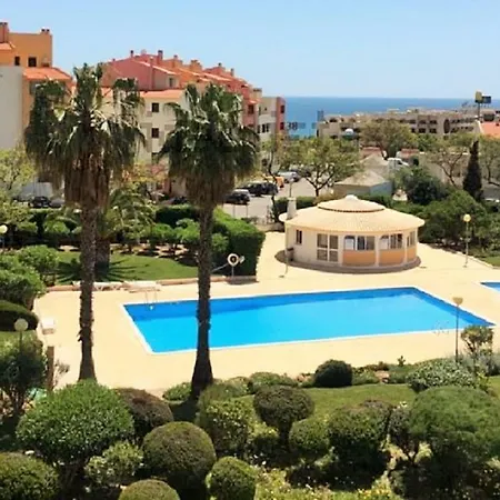 Apartment Centrally Located With Pool View