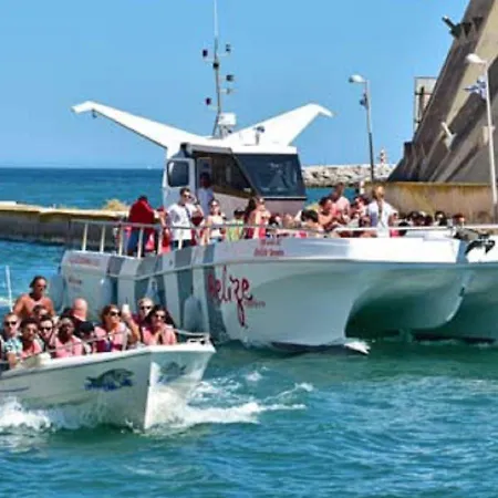 Centrally Located With Pool View Apartment