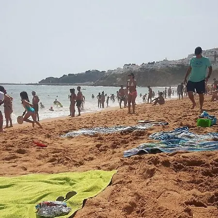 Centrally Located With Pool View Apartment *