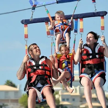 Centrally Located With Pool View Albufeira