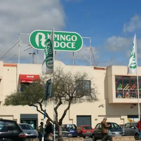 Lejlighed Centrally Located With Pool View Albufeira